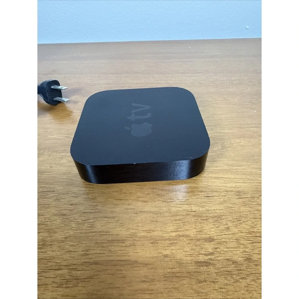 Apple TV 3rd Gen A1469 Black Streaming Player Console w/ Power Cord NO REMOTE
